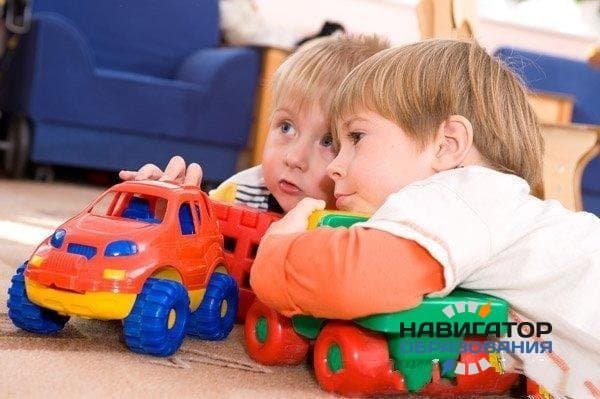 Дети в детском саду: особенности и содержание общения со сверстниками